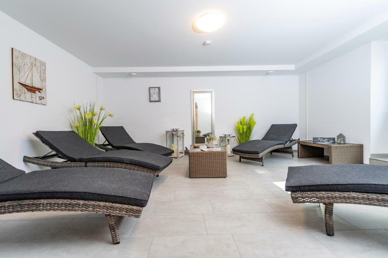 Infinity Lounge Apartment ออลเพนิทซ์ ภายนอก รูปภาพ